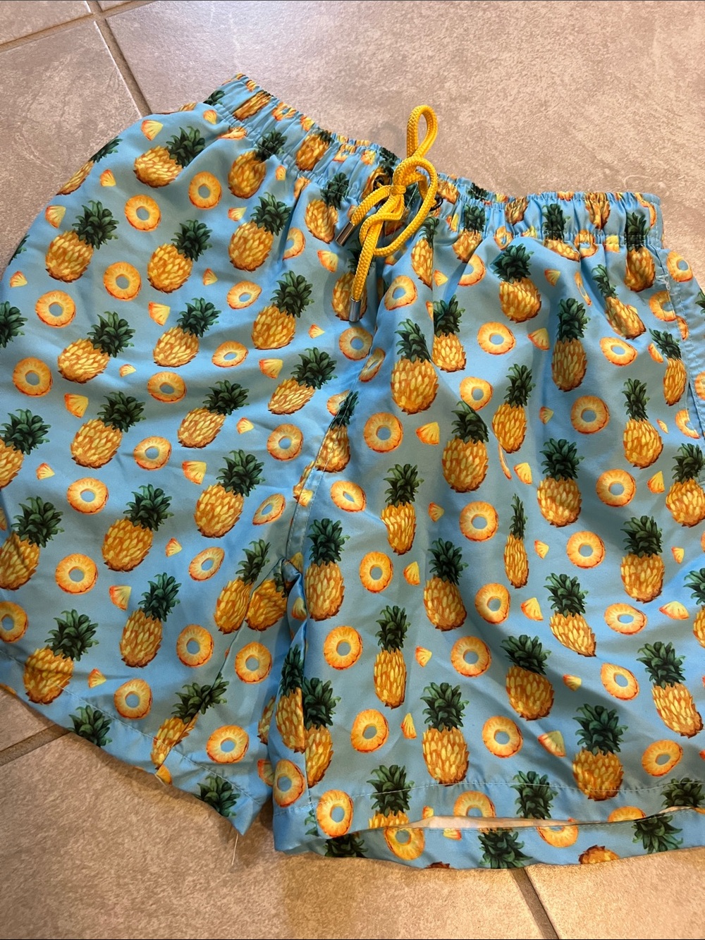 Men's Pineapple Print Swim Trunks - Light Blue & Yellow